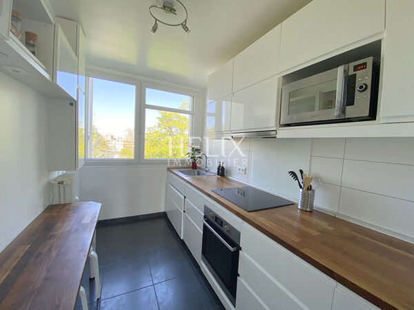 Le Pecq ? Centre : Appartement familial avec vue dégagée et belle luminosité