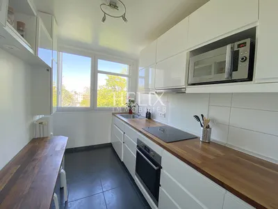 Le Pecq ? Centre : Appartement familial avec vue dégagée et belle luminosité