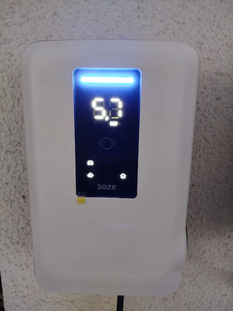 Borne de recharge compatible avec système solaire à la Grande Motte par infiny elec