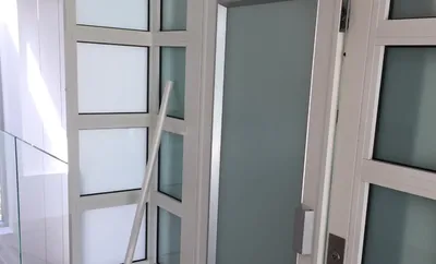 Protection contre la chaleur, la luminosité, la décoloration, l'effraction de vos bâtiments à Grasses