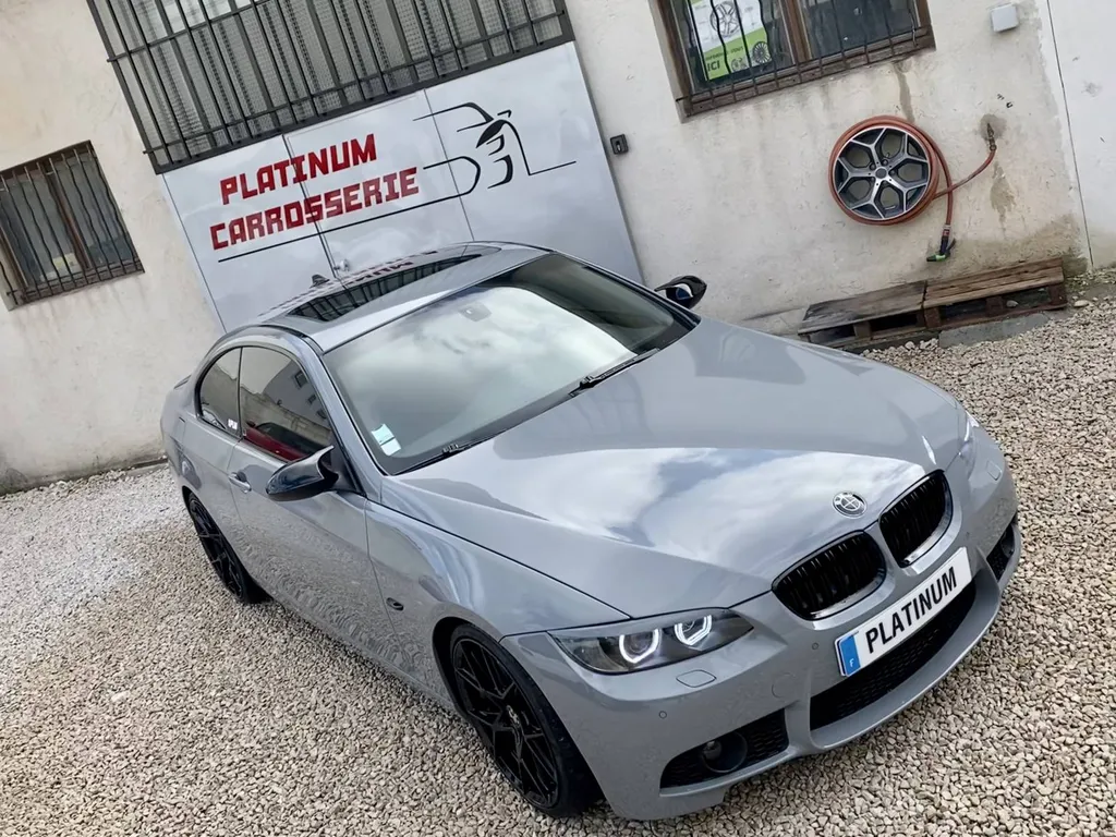 Carrosserie et peinture pour votre BMW à Carnoux en provence avec Franchise offerte