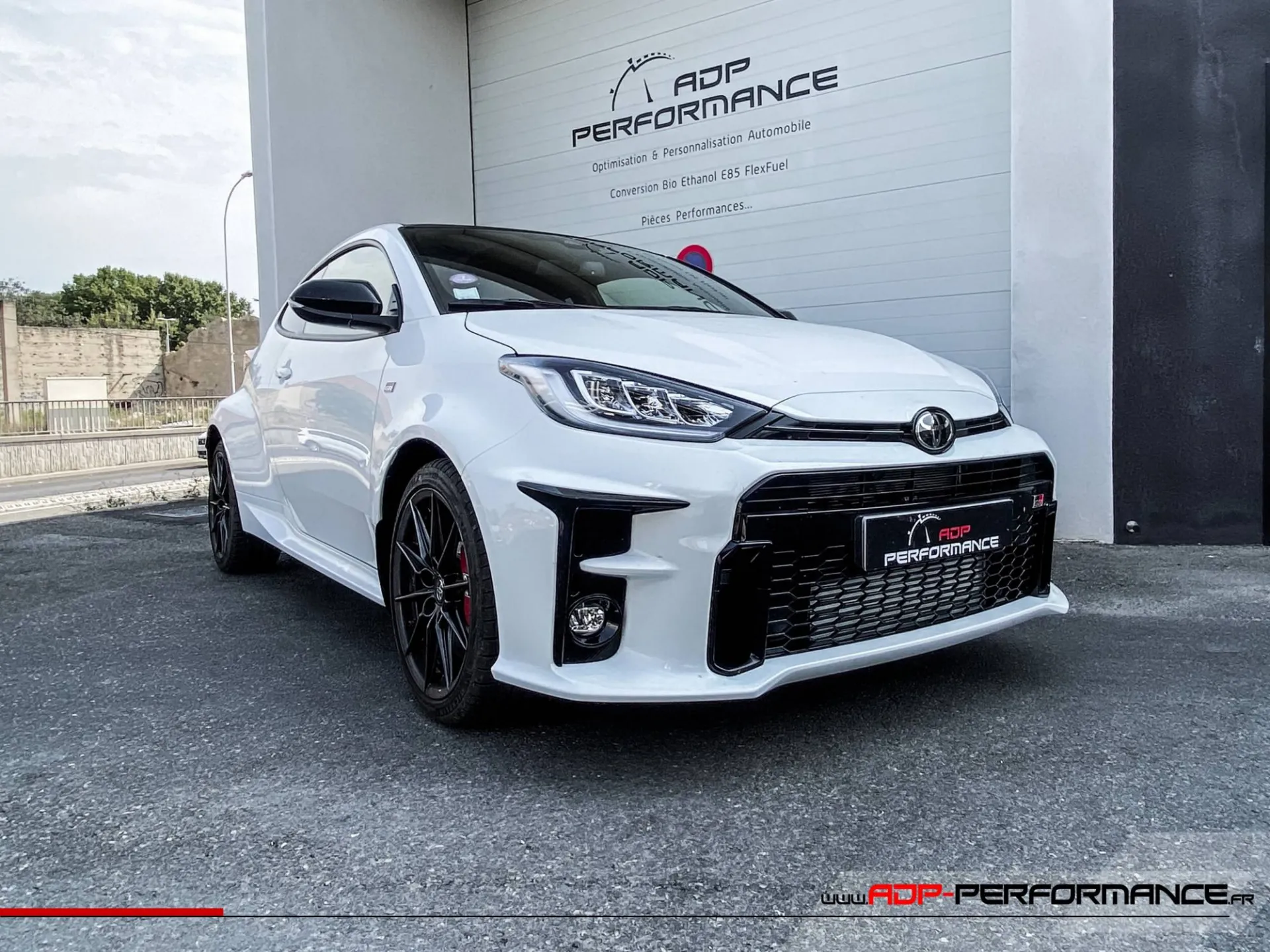 Installation catback Milltek Toyota Yaris GR 1.6T 261 | ADP Performance