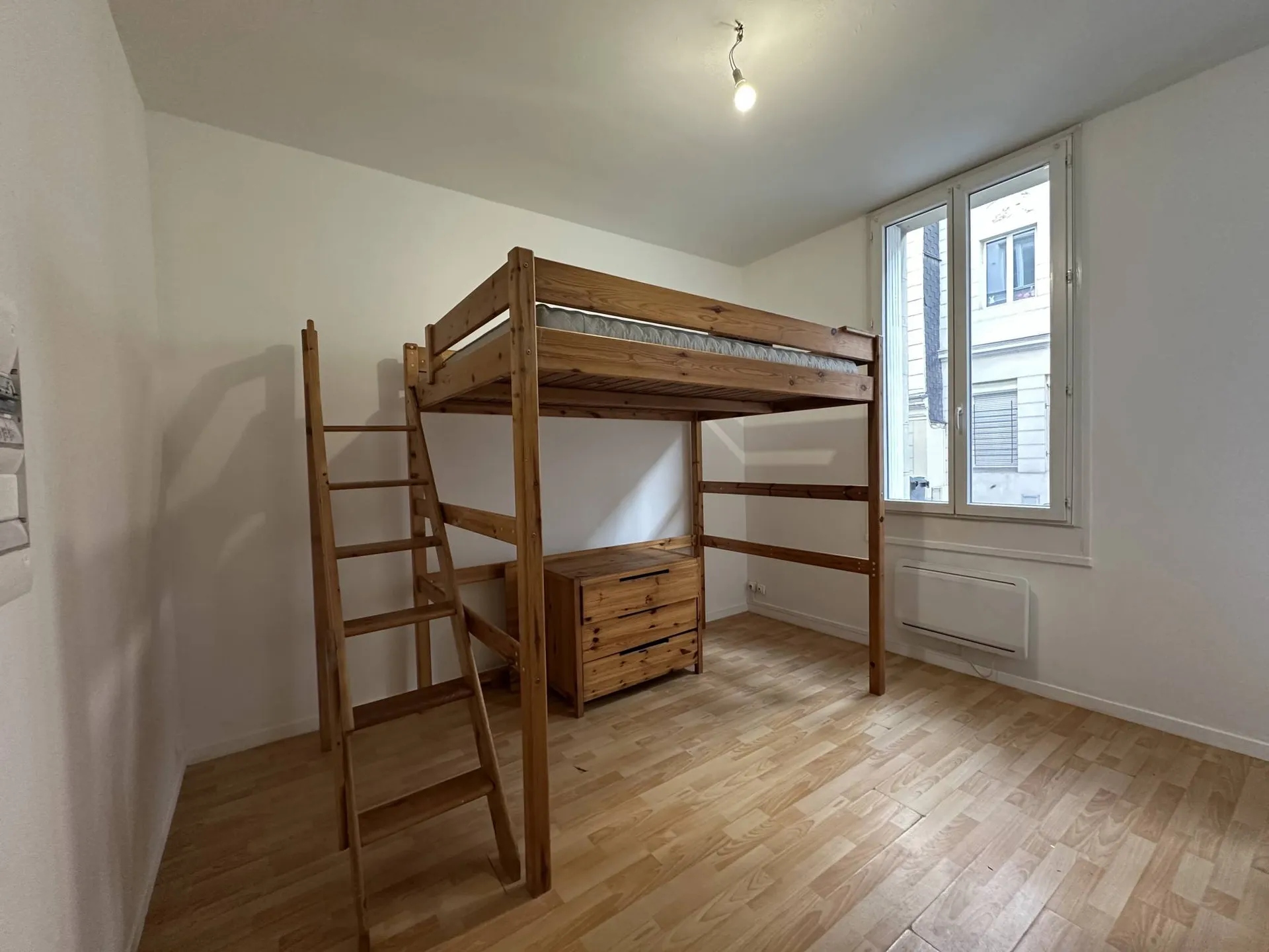 Studio en rez-de-chaussée de 17m² en plein cœur de Rouen - Normandie 76.