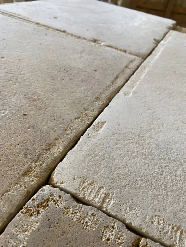 Dallage ancien en pierre naturelle PARIS