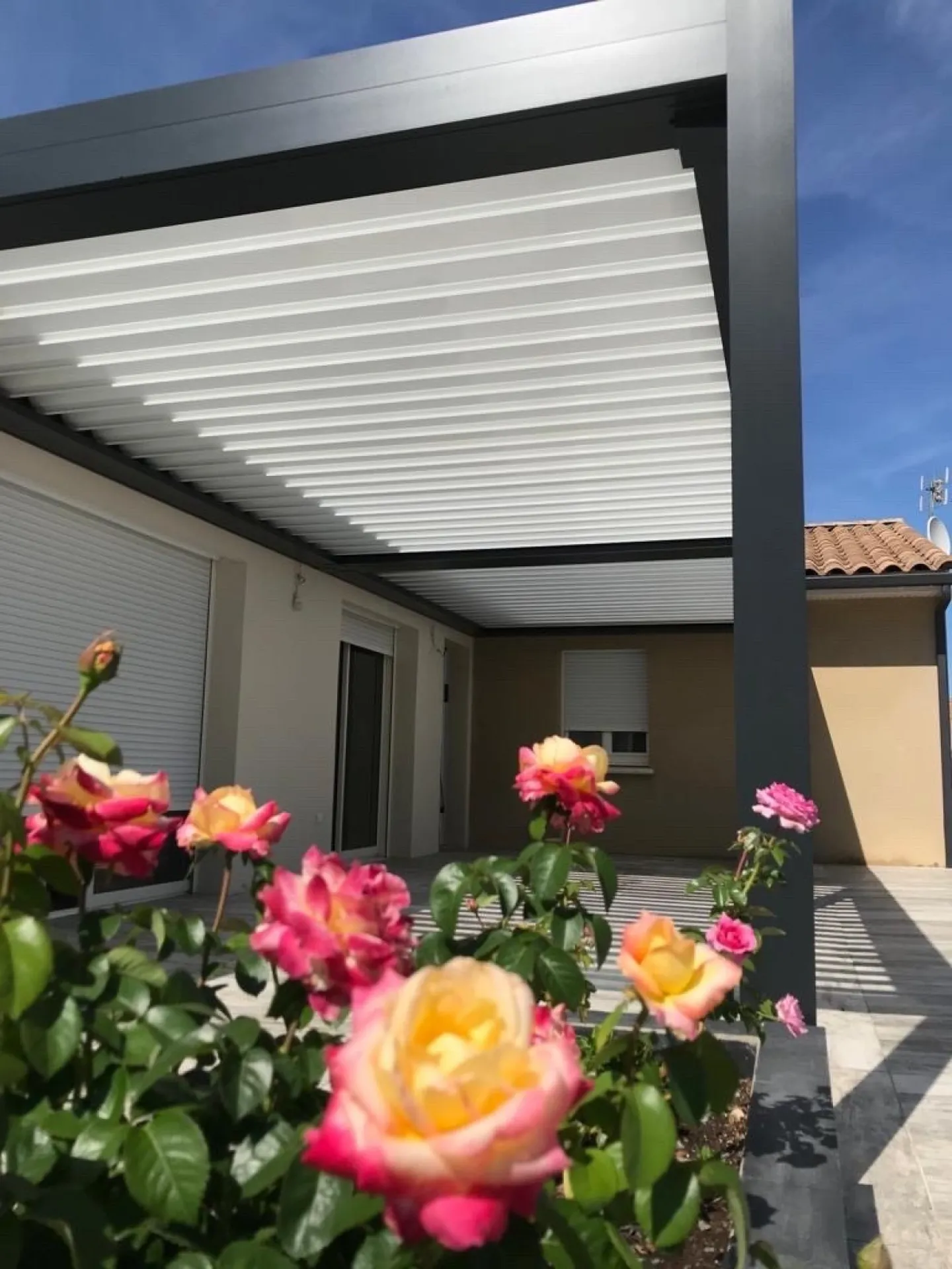Pergola Open bioclimatique à Vitrolles