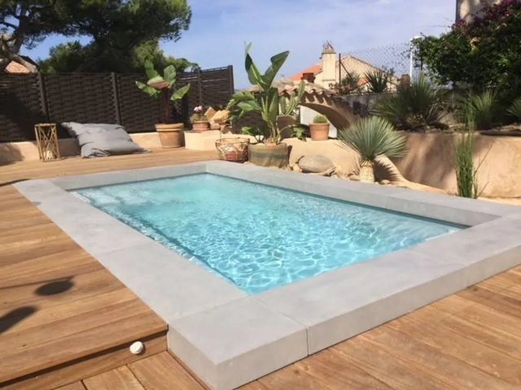une piscine sans impot posée en coque dans le var vers toulon