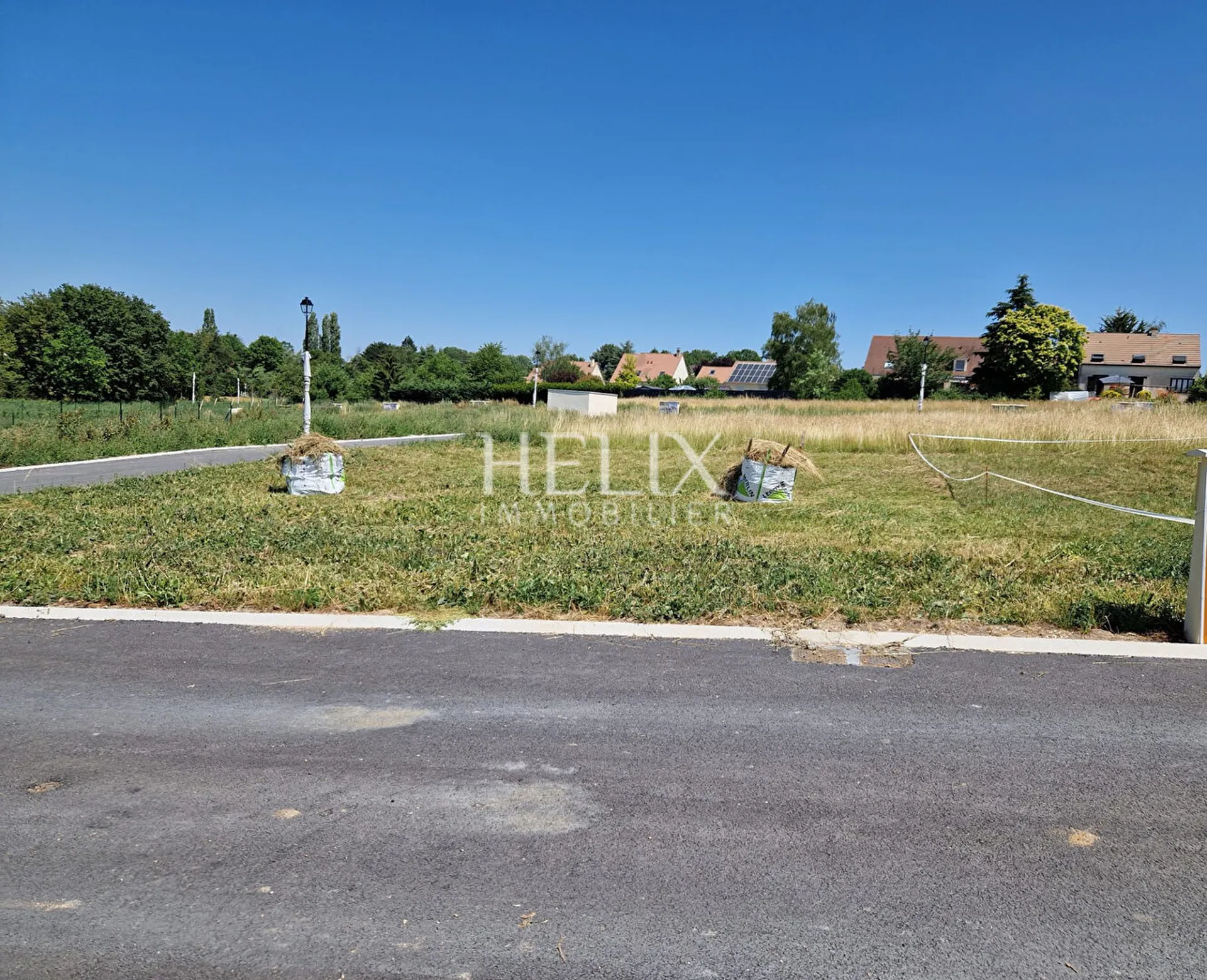 Vente terrain constructible et viabilisé  de 424 m2 à Osmoy