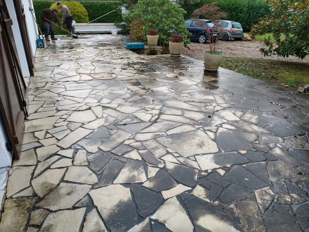 Création d’une terrasse en grès cérame à Oudalle (76430)