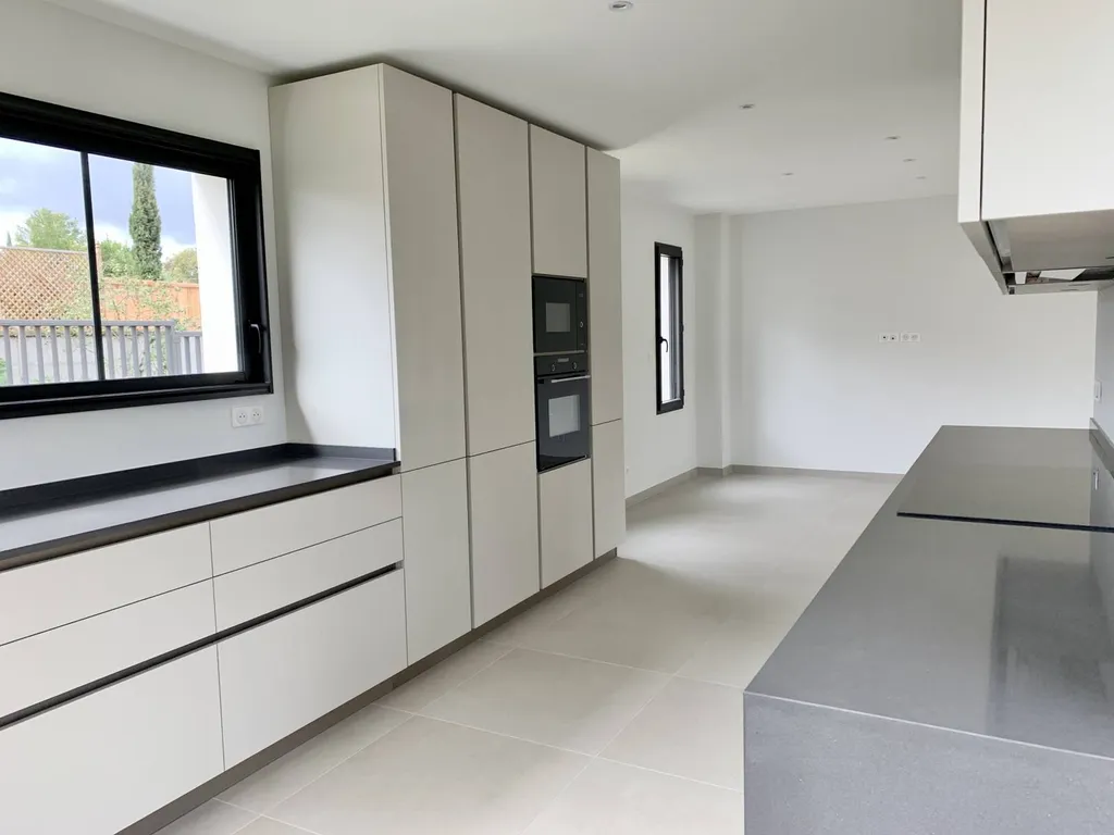 Maison d’Architecte de 180m2 avec Jardin Paysagé à Bordeaux Caudéran Golf Bordelais