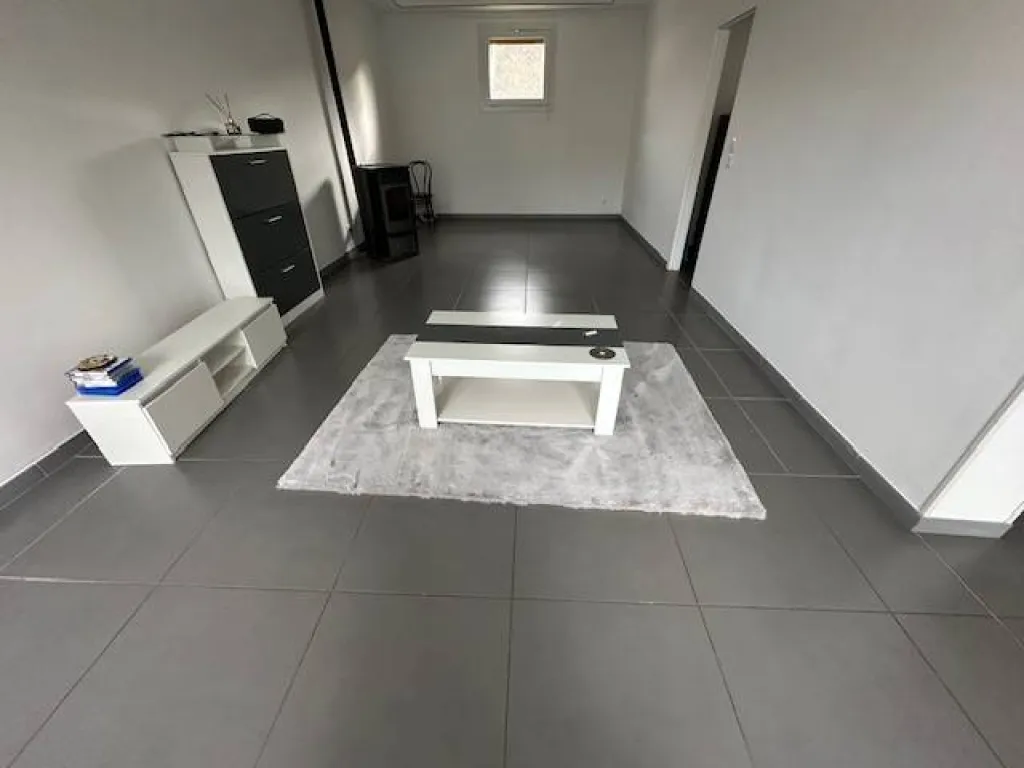 A acheter maison rénovée de 98 m² sur un terrain de 495 m² commune de CAUDEBEC LES ELBEUF