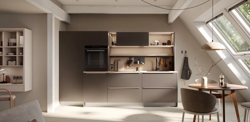 Cuisine bois et marron : optimiser l'espace en se concentrant sur l'essentiel, Albi, Tarn 