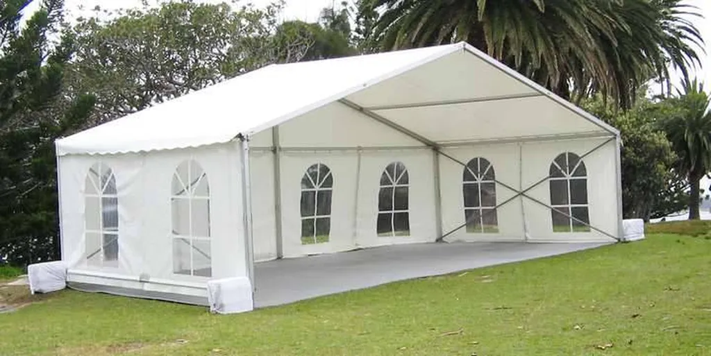 Location de plancher pour tente et chapiteaux