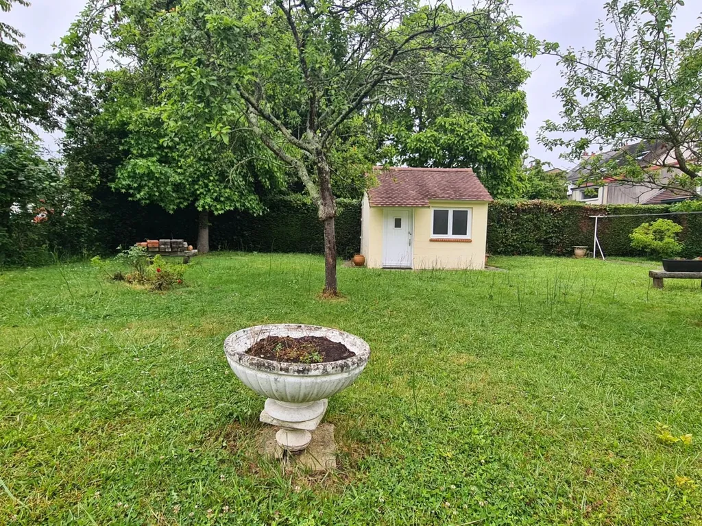 maison à vendre au mans avec plus de 4 chambres et un jardin