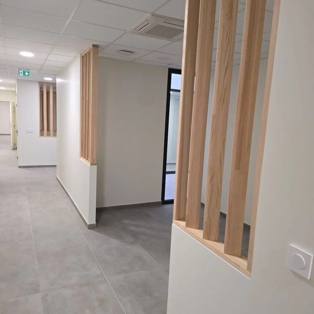 Claustra bois intérieur et séparation de cloison à Vans