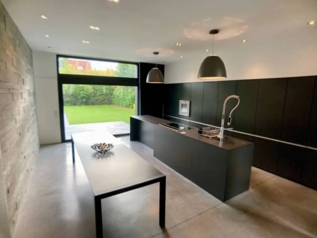 Vendue Maison Rénovée entre Grand Lebrun et Primrose Bordeaux Caudéran  avec extension et jardin