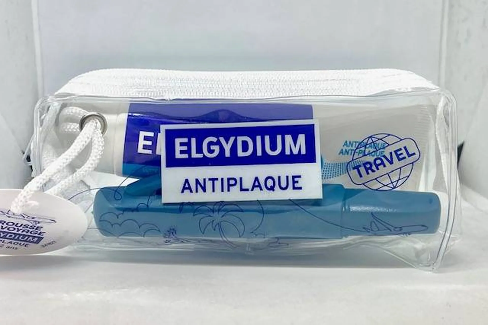 Elgydium brosse a dent pour les enfants ( licornes, requin ,anti-plaques) a la pharmacie du petit Bosquet 13012