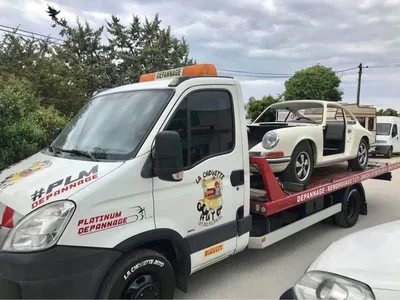 Transport de véhicule avec dépanneuse sur Marseille et ses alentours avec Platinum Carrosserie
