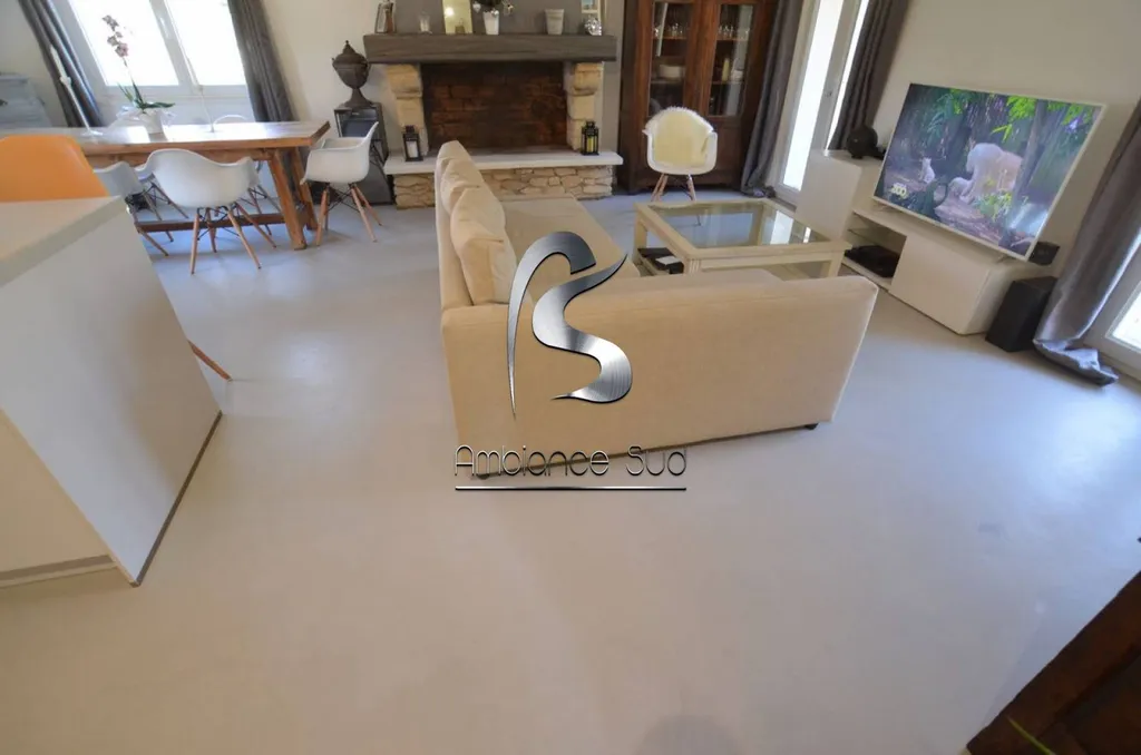 AMBIANCE SUD BETON CIRE COULE