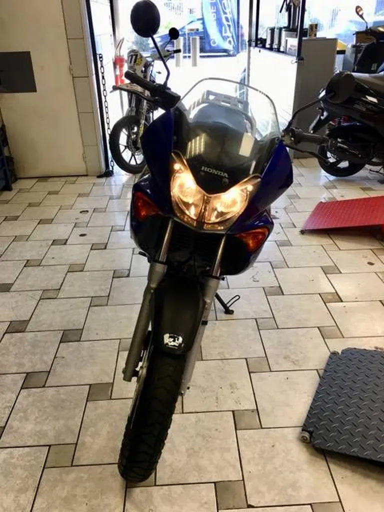 MOTO OCCASION HONDA 125 VARADERO BANDOL