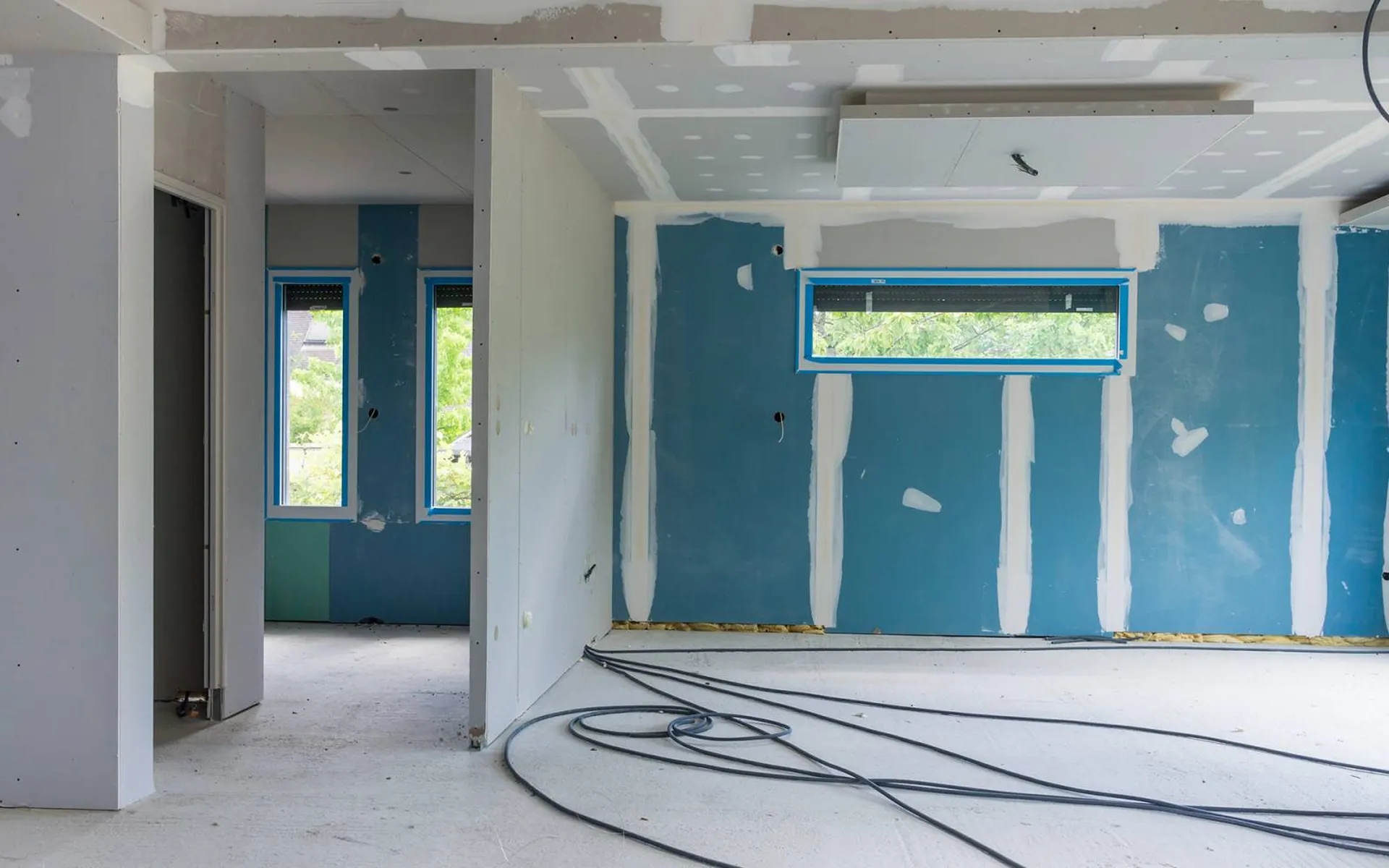 Isolations et normes RT pour des travaux d'aménagement  de votre maison à Sanary dans le Var