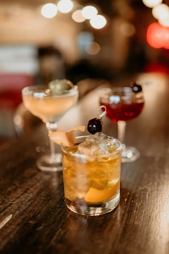 Réaliser des cocktails tels que Tom Cruise dans shaker pour votre événement professionnel à Lyon