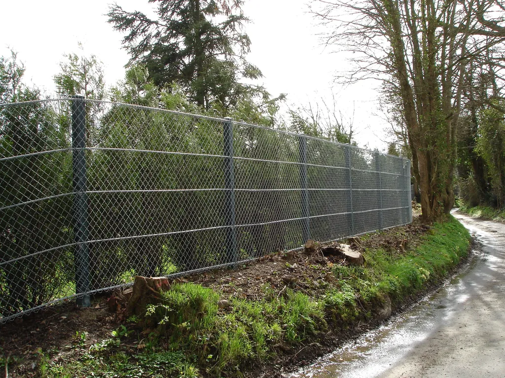 Installation de Clôture grillagée rigide, Panneaux de treillis soudé et Aménagements de limites de propriété à Bourg Achard dans l'Eure 27 et ses communes proches du Roumois