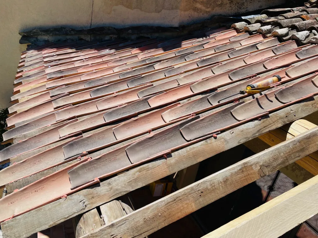 Changement d’une toiture de Auvent d’une maison sur Ventabren près de Aix en Provence