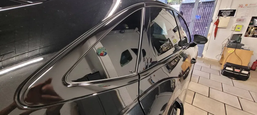 Déchromage éléments gris en covering noir brillant dans les alpes maritimes 06 