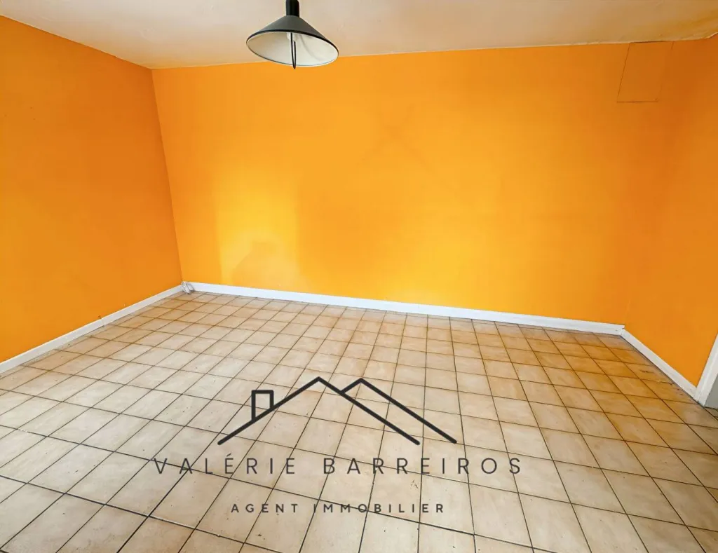 A acheter, maison de 61 m² édifié sur un terrain de 410m² sur la commune de CAUDEBEC LES ELBEUF 76320