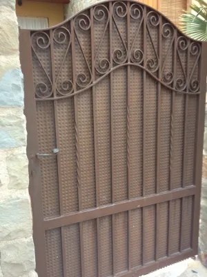 VENTE ET POSE PORTAIL EN FER FORGE SUR MESURE ISTRES