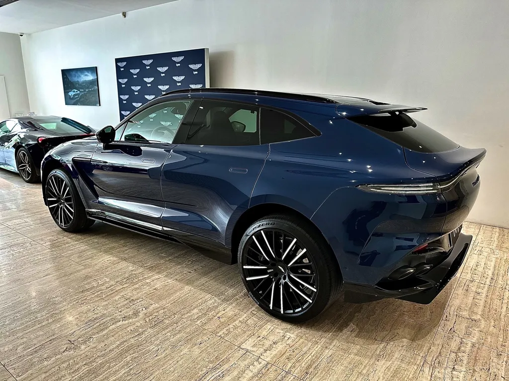 protection carrosserie traitement céramique film de protection PPF Lyon 6 Aston Martin DBX 707