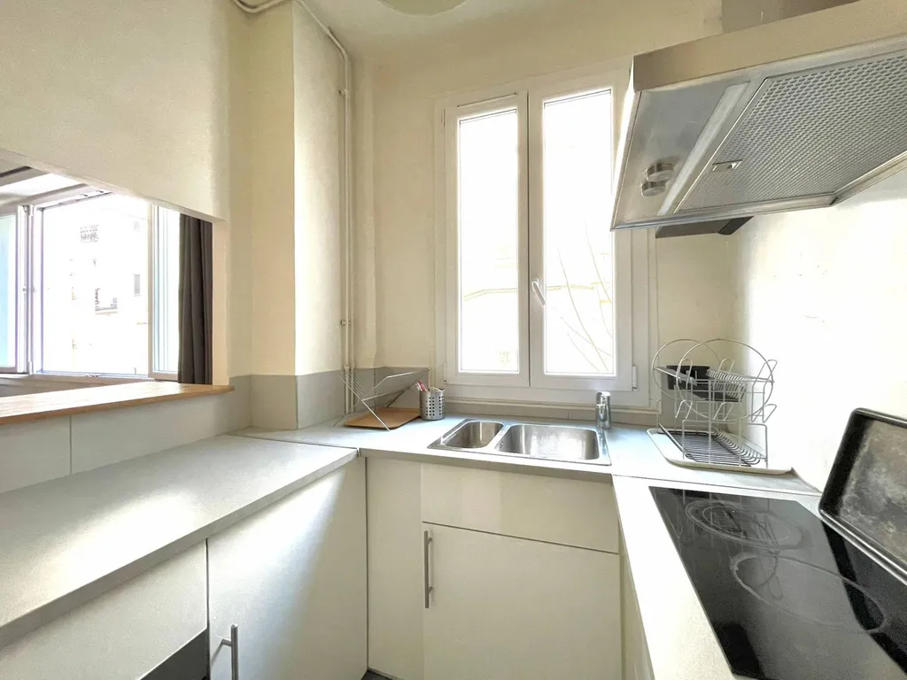 A vendre 2 pièces Pereire / Rennequin Paris 75017