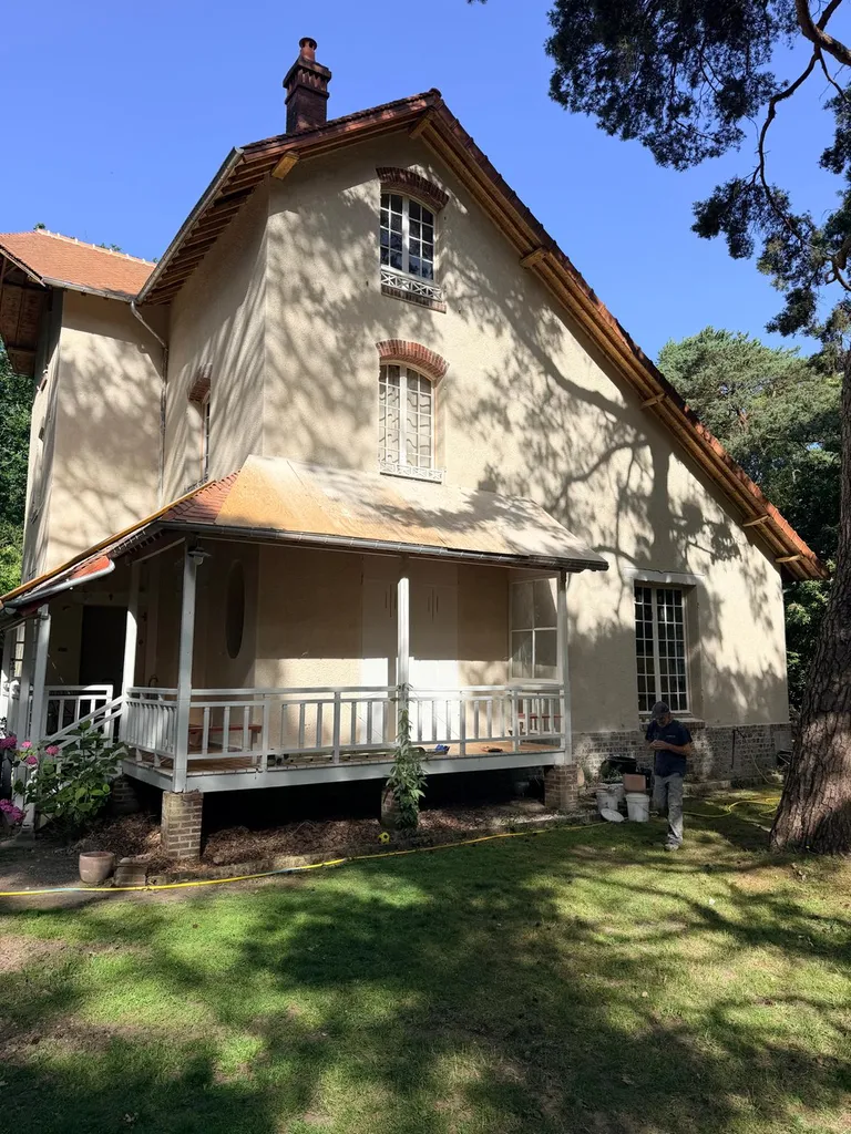 Traitement façade à la chaux à Varengeville sur mer , près de Dieppe par une entreprise spécialisée en rénovation patrimoniale