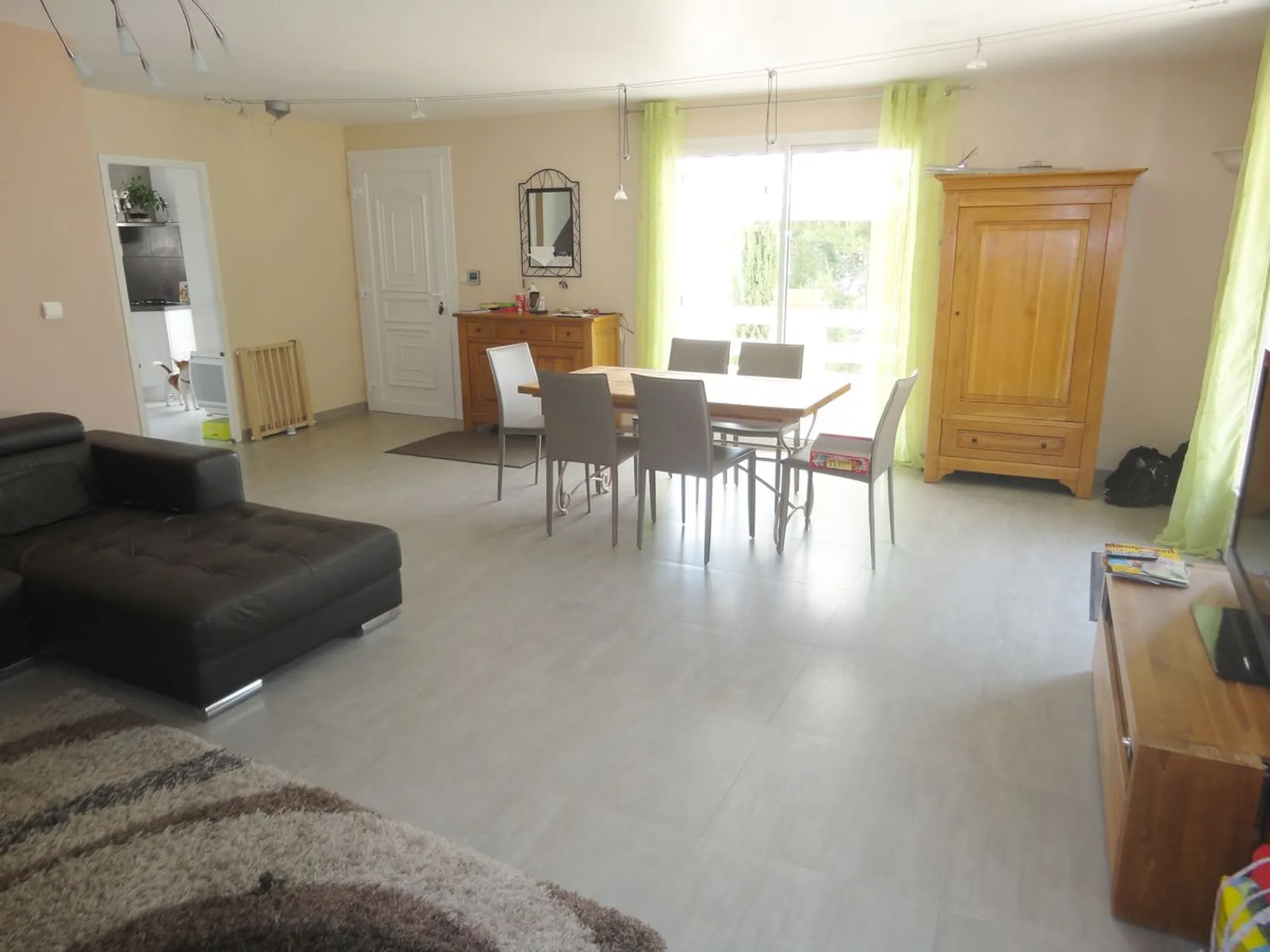 villa piscine 5 chambres carnoux