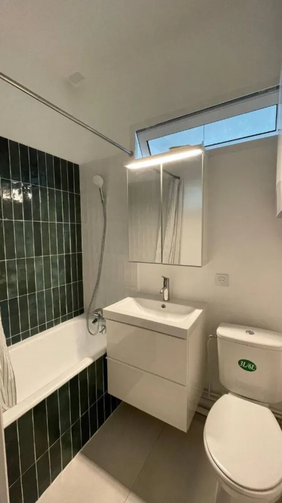 Situé au 1er étage