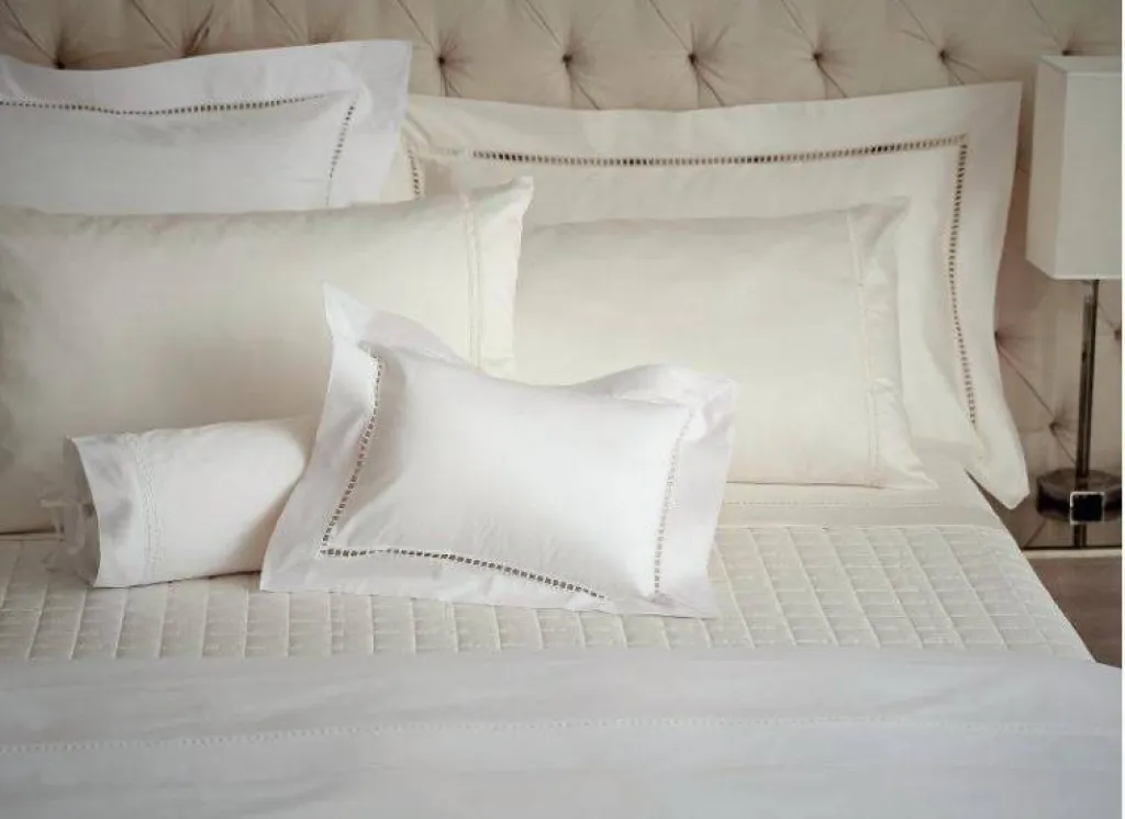 Draps Burford chez SACHA décoration à Menerbes