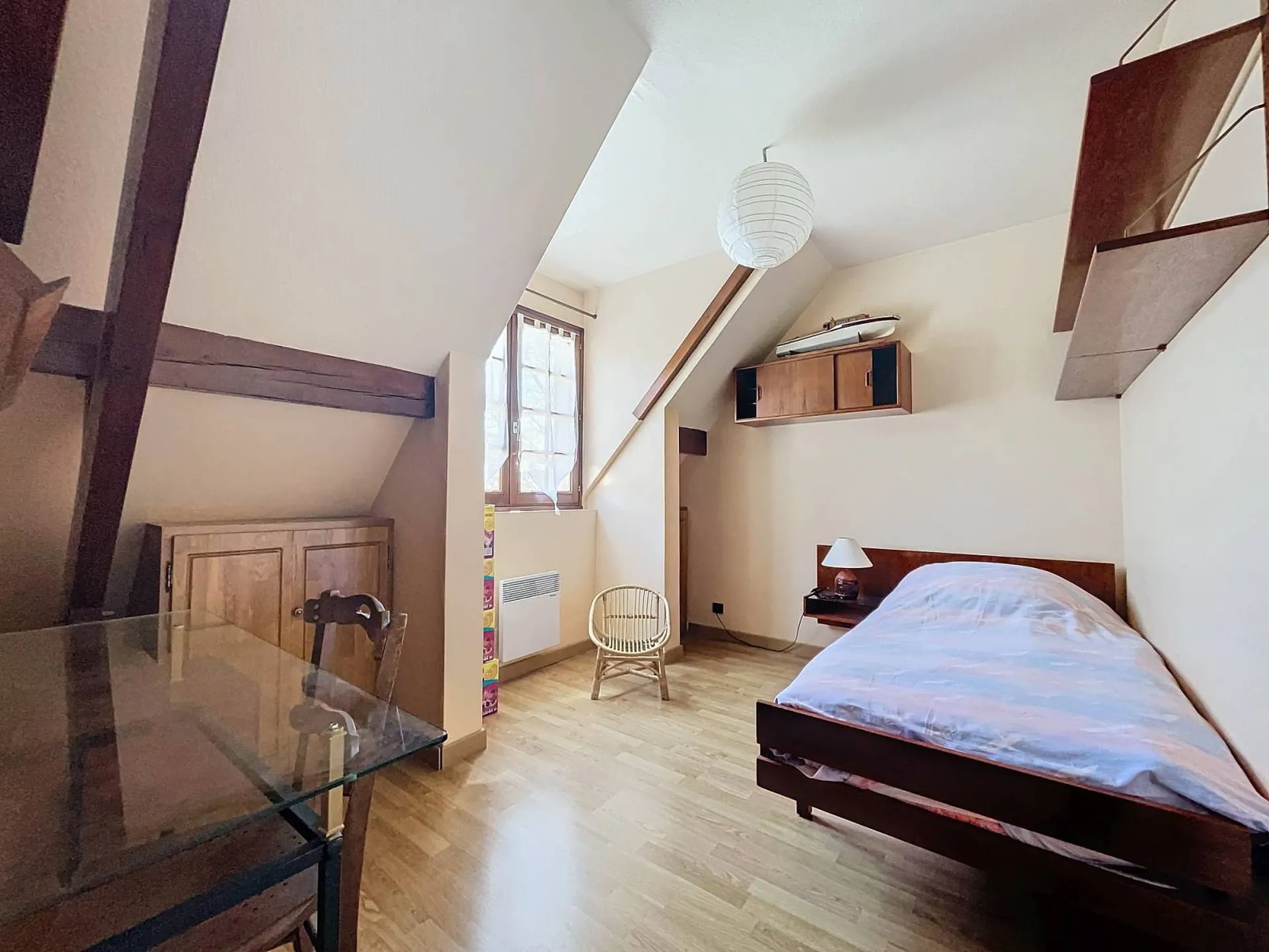 Pavillon d'architecte viable de plain pied à vendre à Saint Sauveur sur Ecole, 77930 - Construction de qualité !