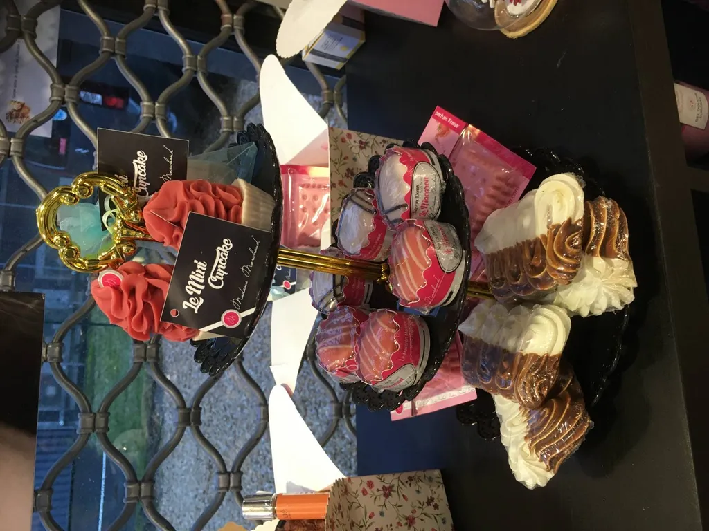 SAVONS DE NOEL LA PATISAVONNERIE