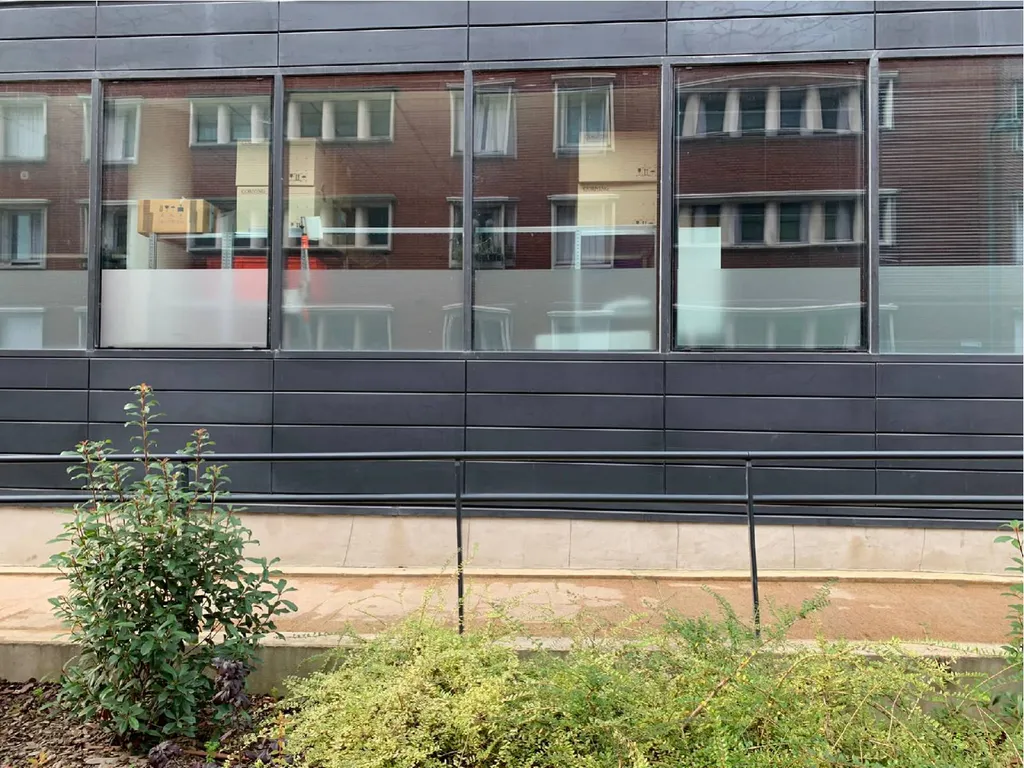 TDC - Vitrophanie en film dépoli occultant avec vue de la rue pour l'agence Socotec de Maison-Alfort (94)