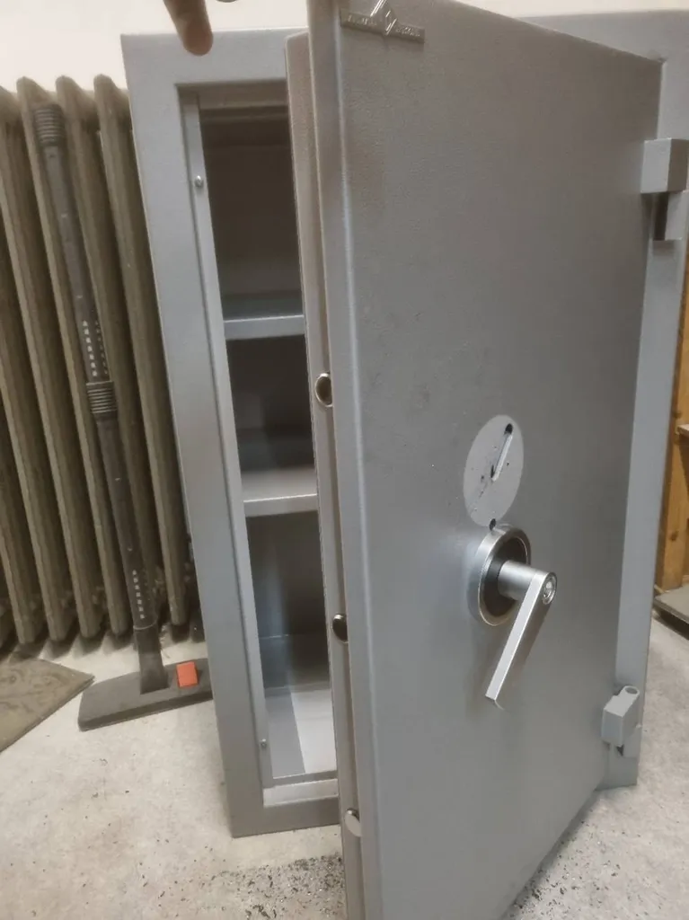 ouverture coffre fort serrurier Hazebrouck