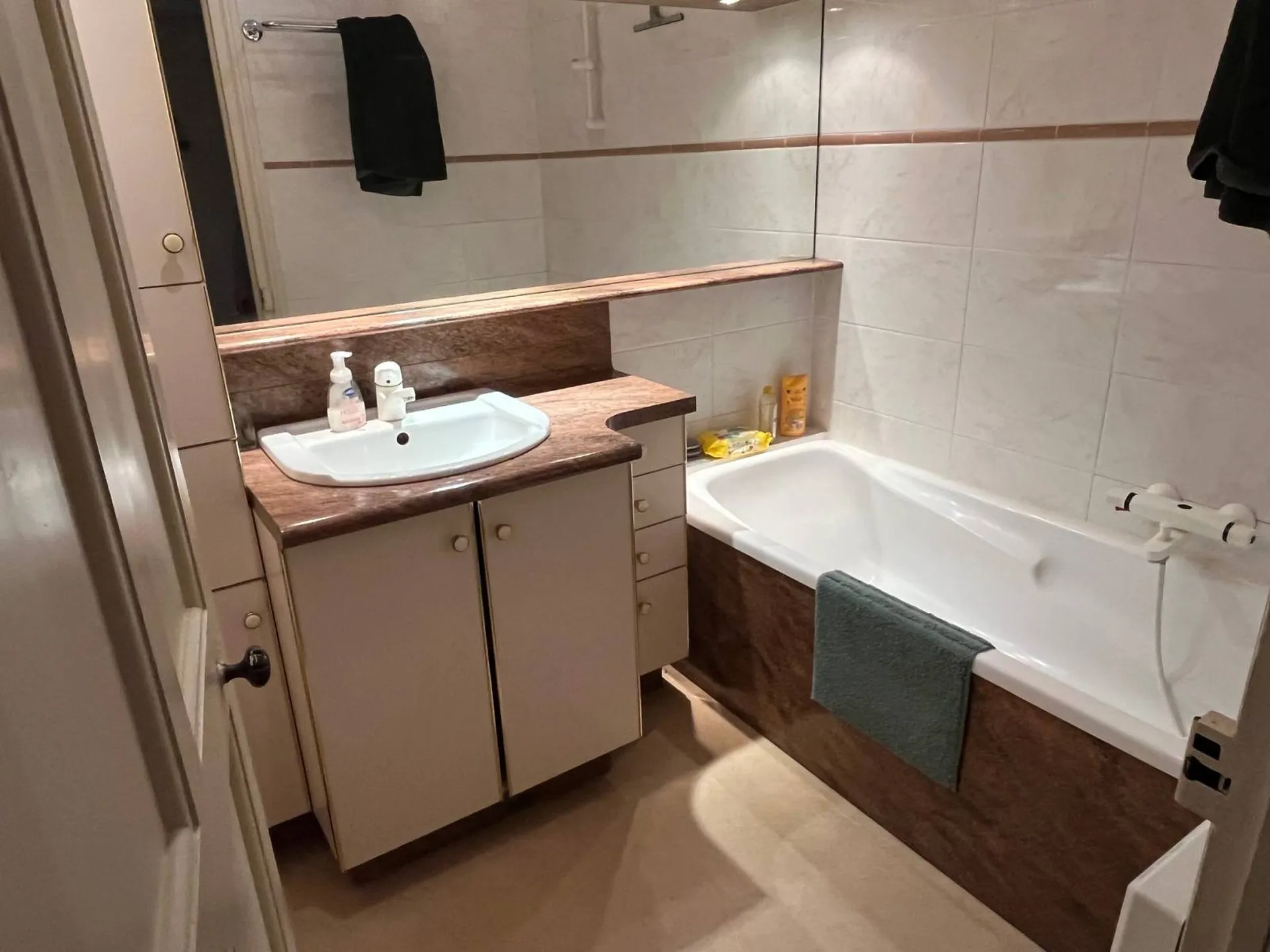 Maison de caractère, à vendre, située à Caudebec en Caux - Pleine VUE SEINE