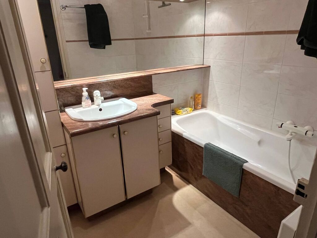 Maison de caractère, à vendre, située à Caudebec en Caux - Pleine VUE SEINE