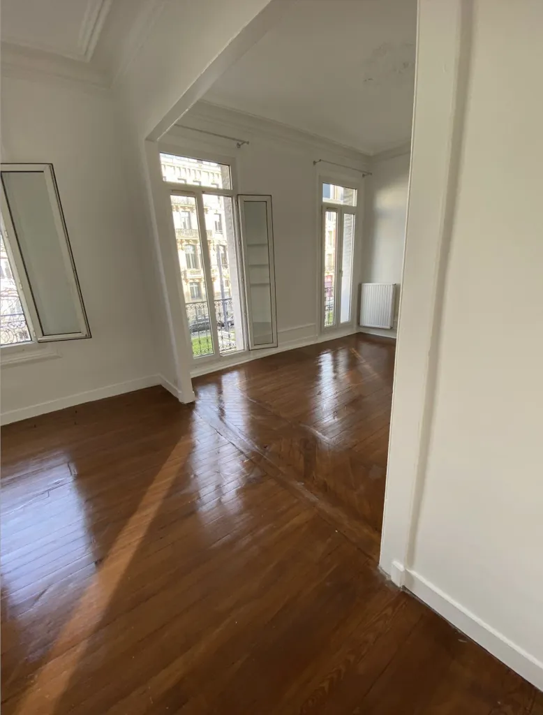 LE HAVRE - A VENDRE Locaux à usage professionnel de 87 m2 environ, idéal pour profession libérale