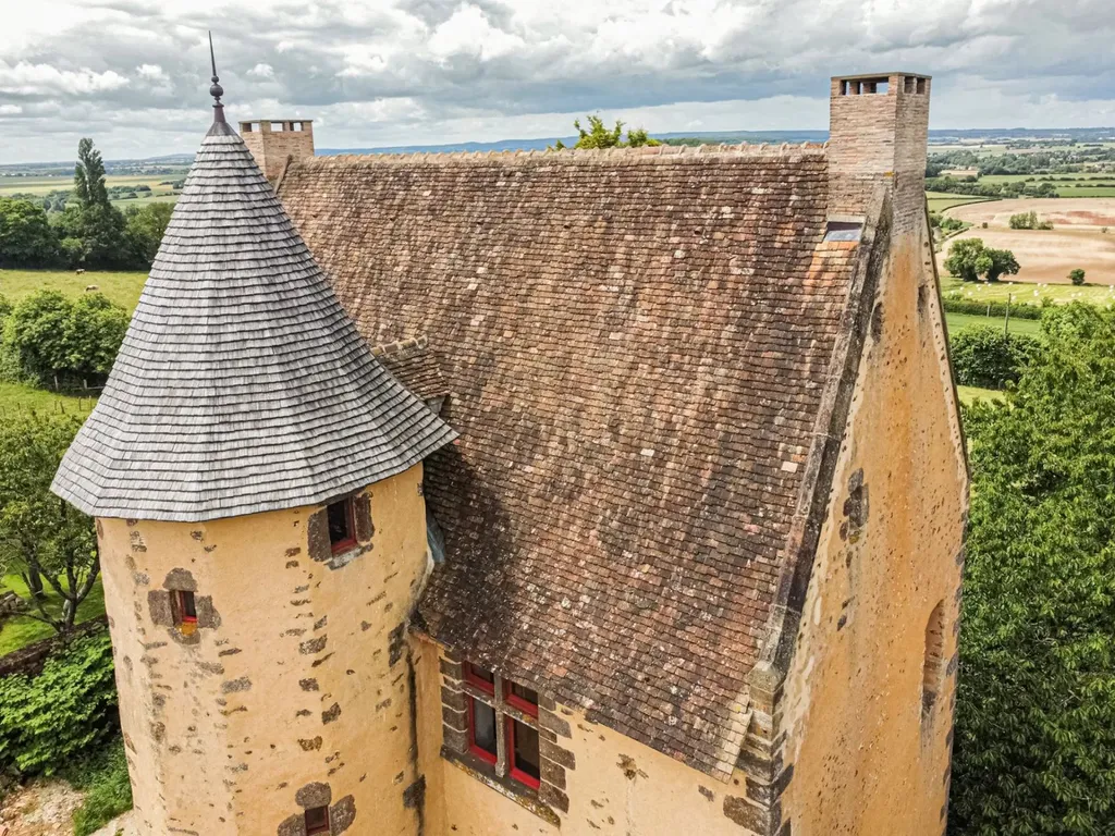 vivre dans un donjon en sarthe en vente avec maineprestige immobilier