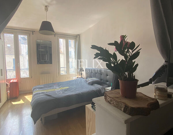 Appartement meublé 2 pièces au coeur du centre ville à Saint-germain-en-Laye