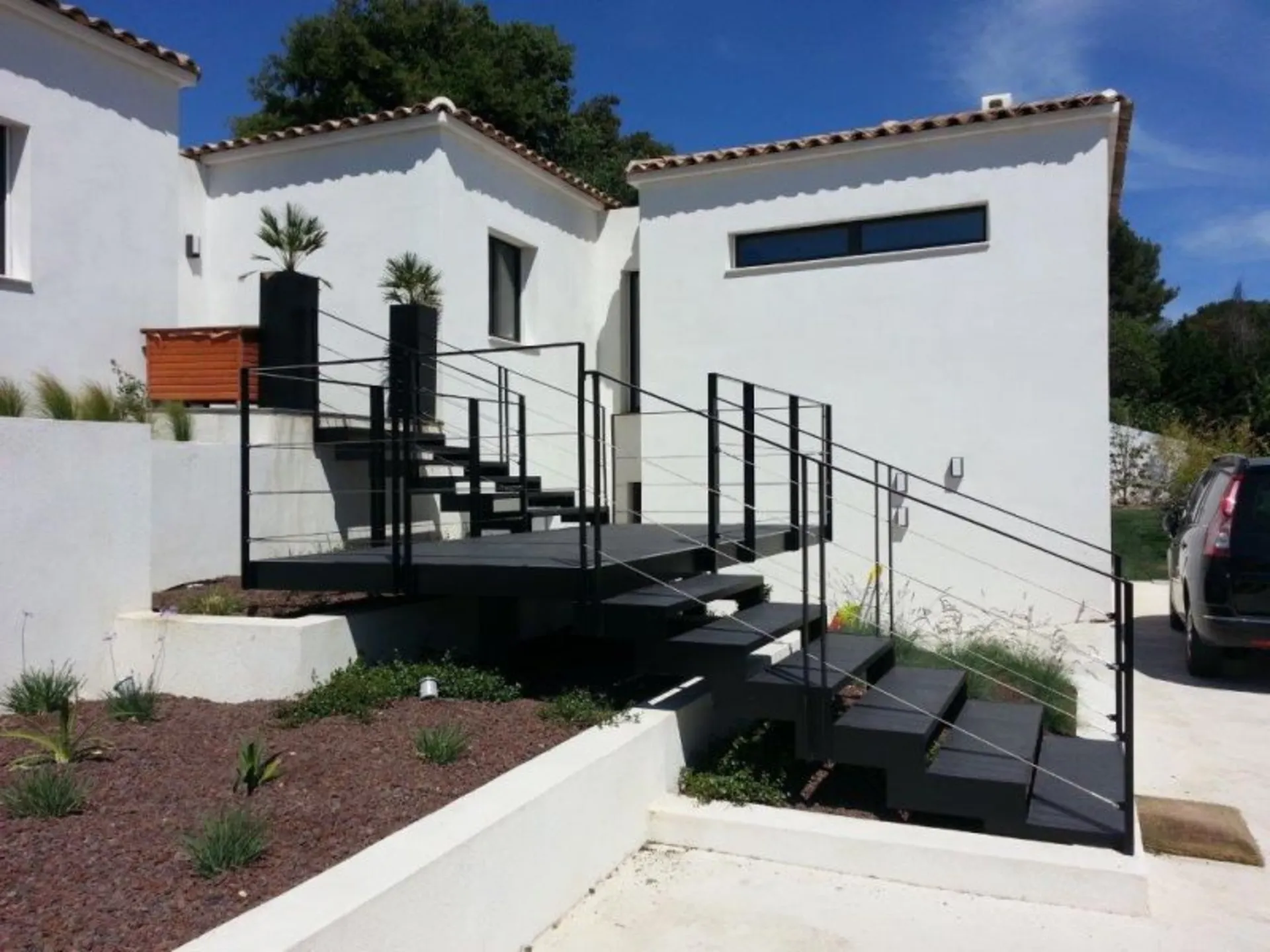 Thermolaquage d'un escalier en Acier réalisé à MIRAMAS par la STIM