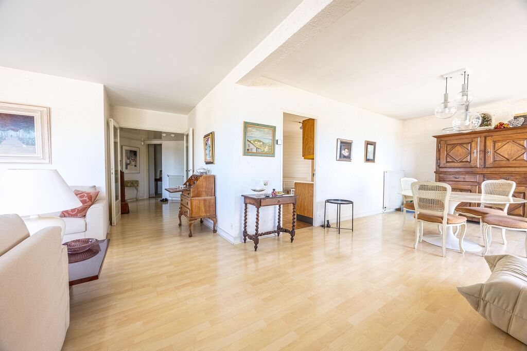 Bel appartement T5 avec grande terrasse Bordeaux Caudéran, les Pins Francs