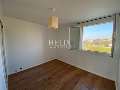 Le Pecq 3 pièces en dernier étage