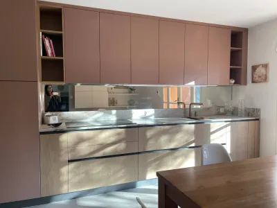 Conception d'une cuisine italienne haut de gamme sophistiquée installée à Sanary sur Mer dans le 83