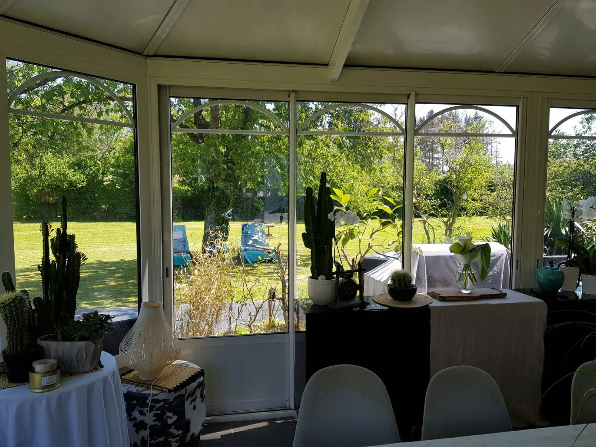 Maison de Charme, au bord d'une rivière, à 20 mns de la mer, en Normandie
